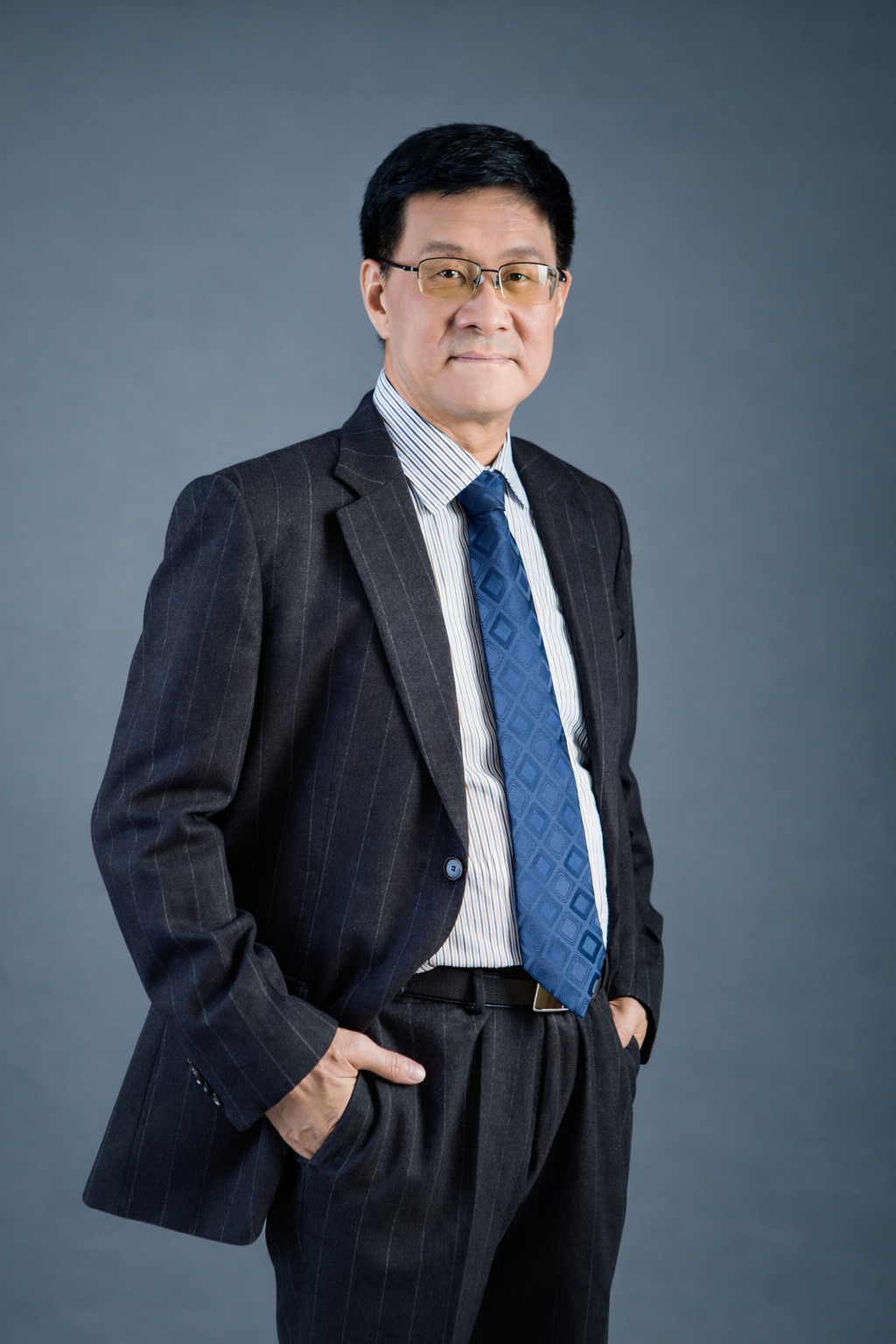 Formal portrait of Jonathan R. G. Zhang
